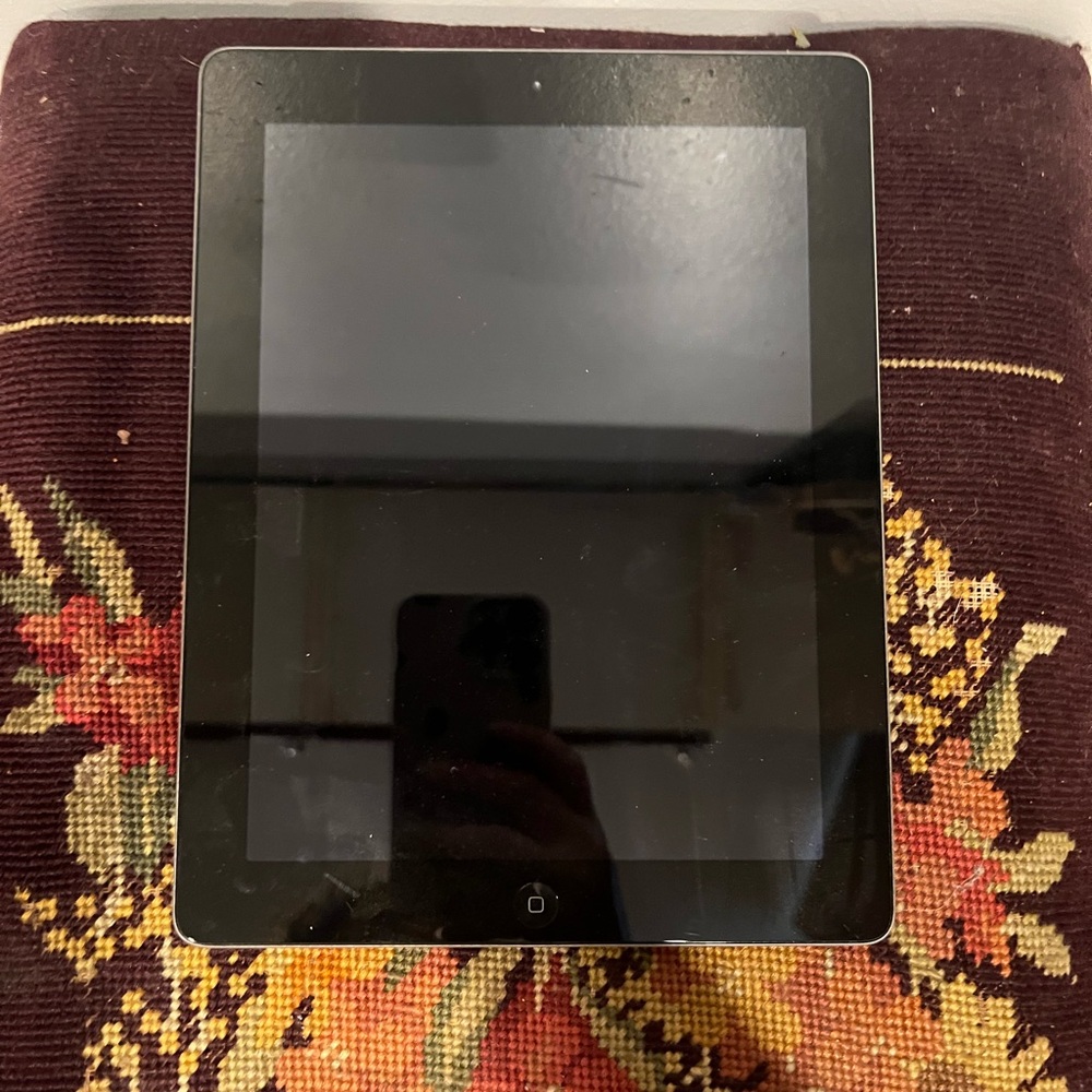 Apple Black Tablet
